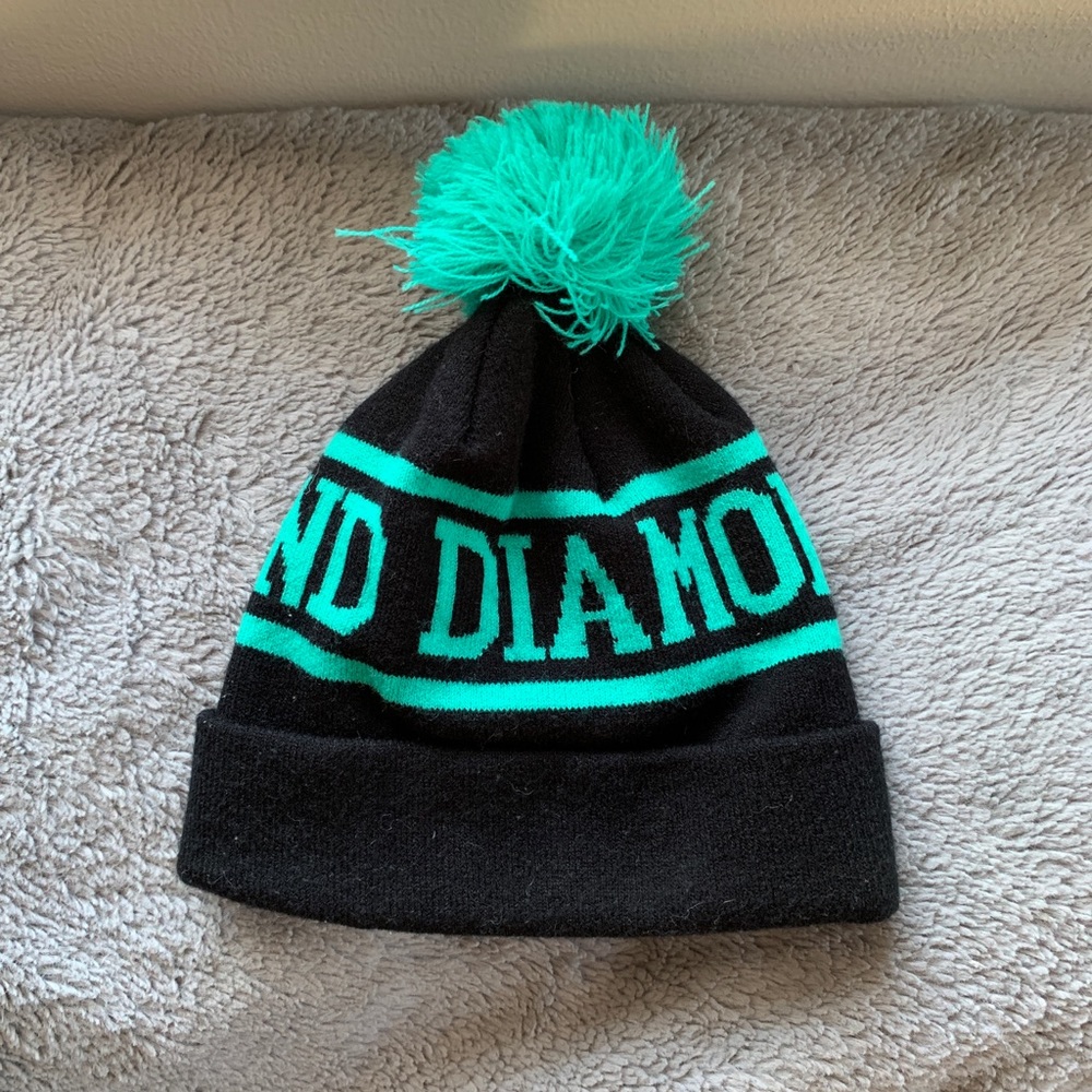 Beanie - Picture 2 of 3